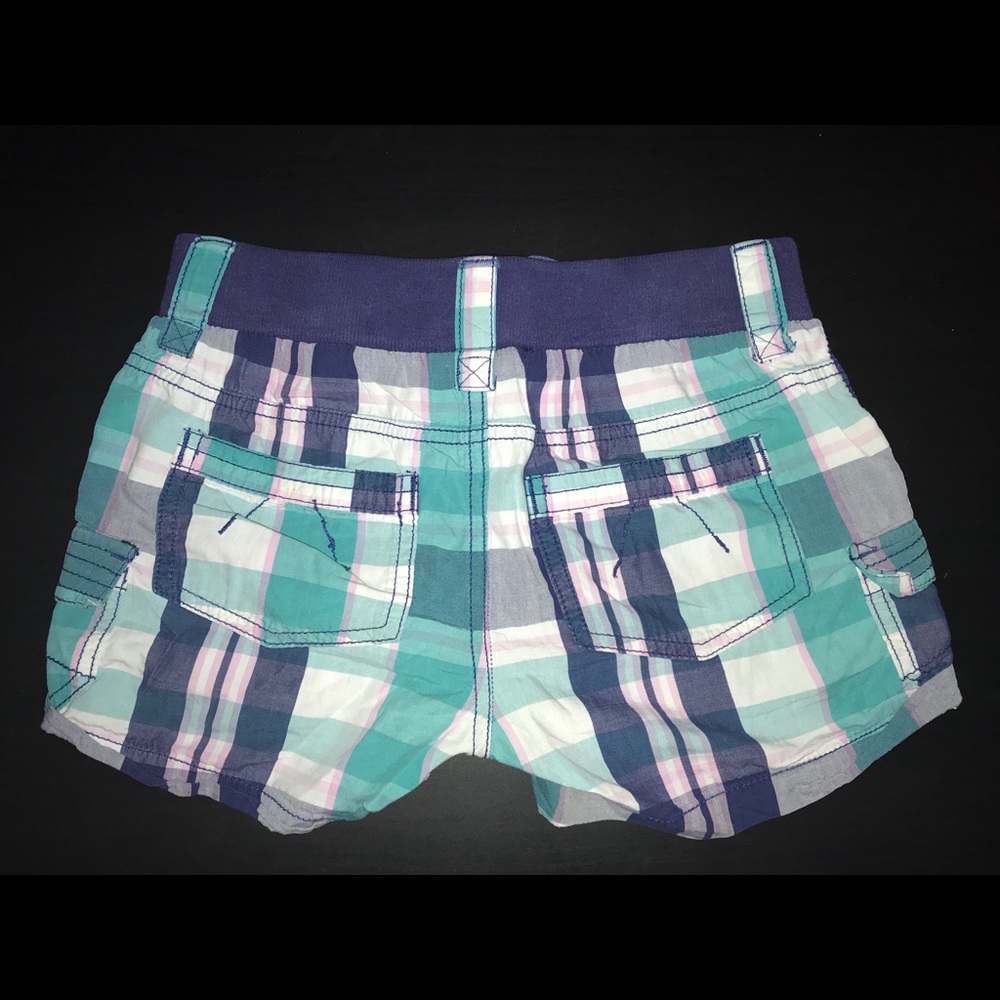 Plaid shorts - Picture 2 of 3